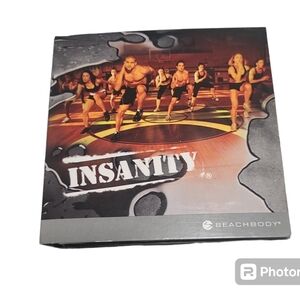 Insanity beachbody workout CD set